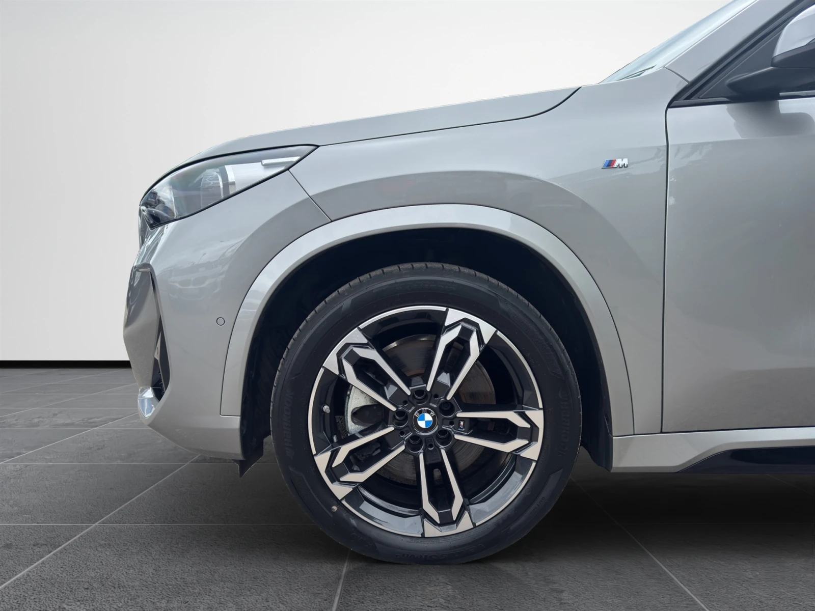 BMW X1 xDrive23i, снимка 5 - Автомобили и джипове - 54364077