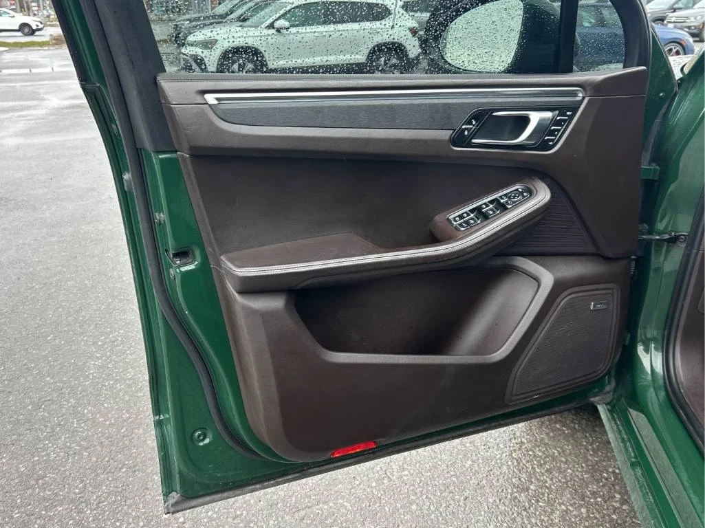 Porsche Macan GTS / CARFAX, снимка 10 - Автомобили и джипове - 54952529
