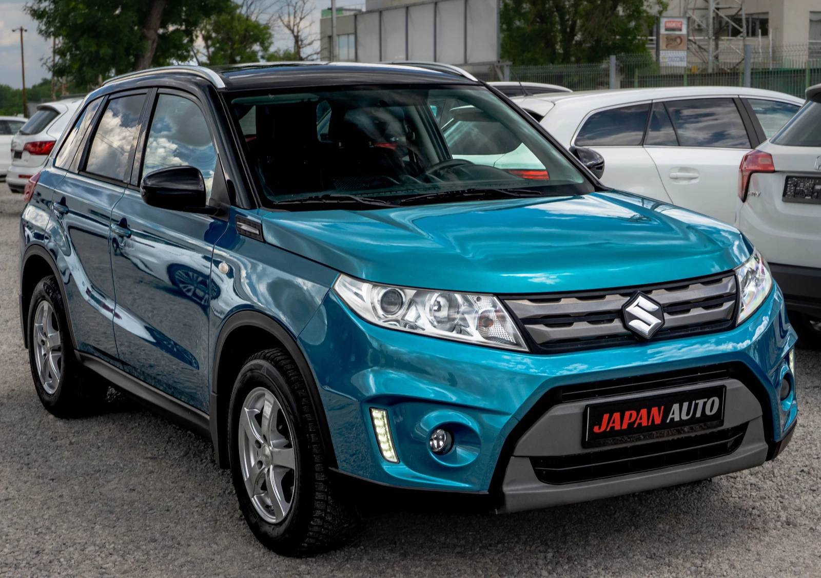 Suzuki Vitara 1.6 бензин ТОП! С ГАРАНЦИЯ! , снимка 3 - Автомобили и джипове - 54970585