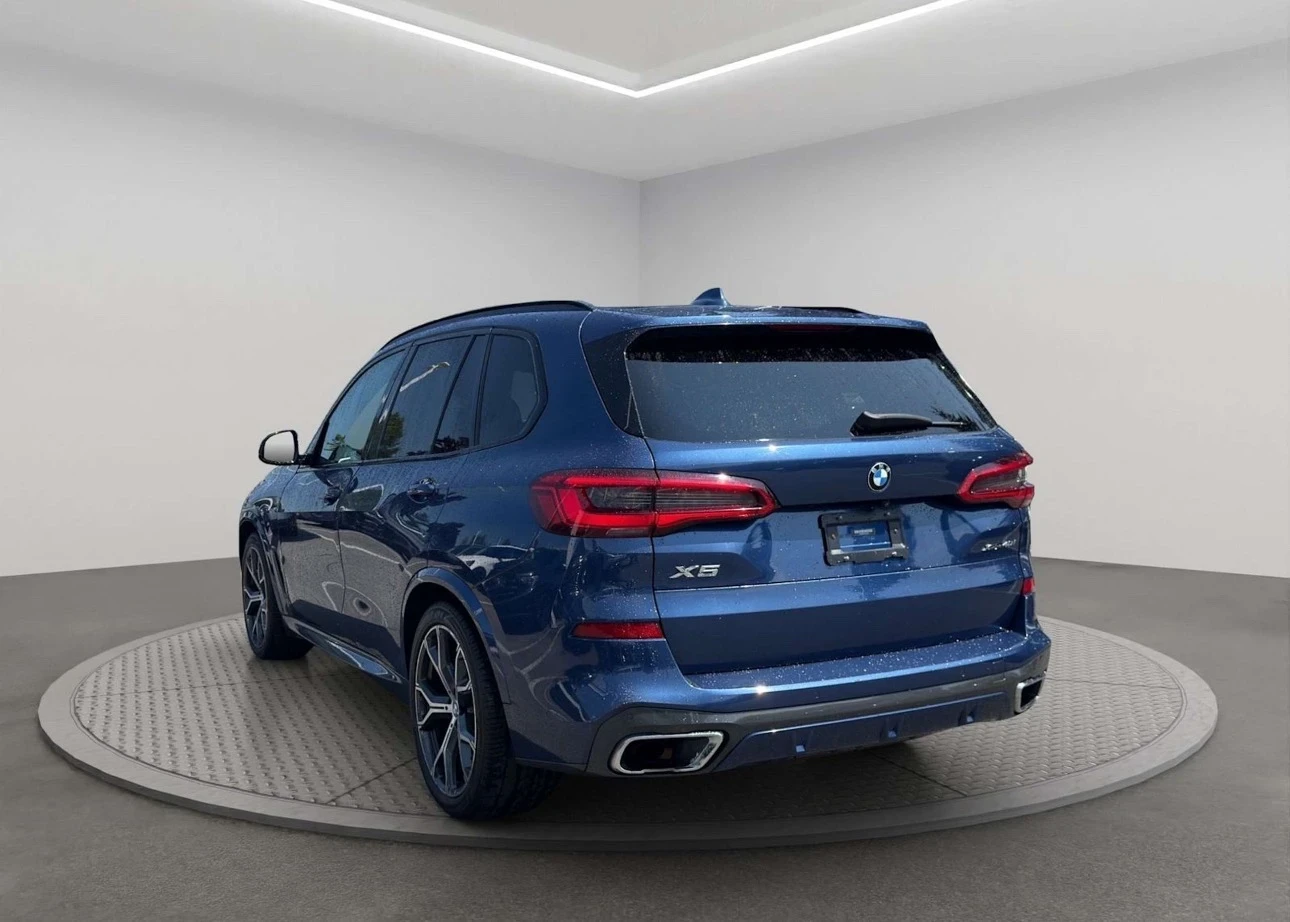 BMW X5 40i* M-Pack* Distronic* Harman Kardon* Soft close, снимка 4 - Автомобили и джипове - 55360654