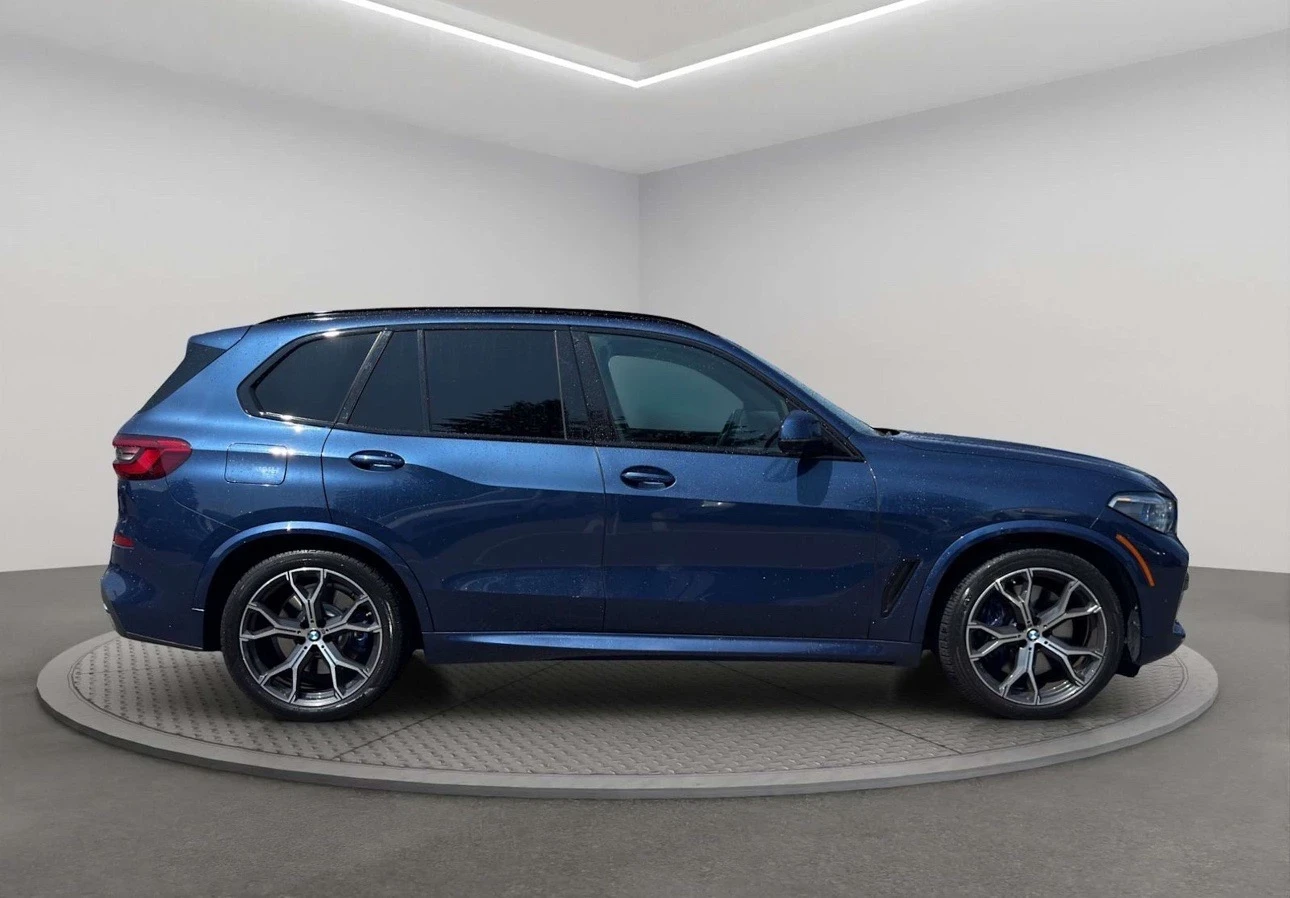 BMW X5 40i* M-Pack* Distronic* Harman Kardon* Soft close, снимка 3 - Автомобили и джипове - 55360654