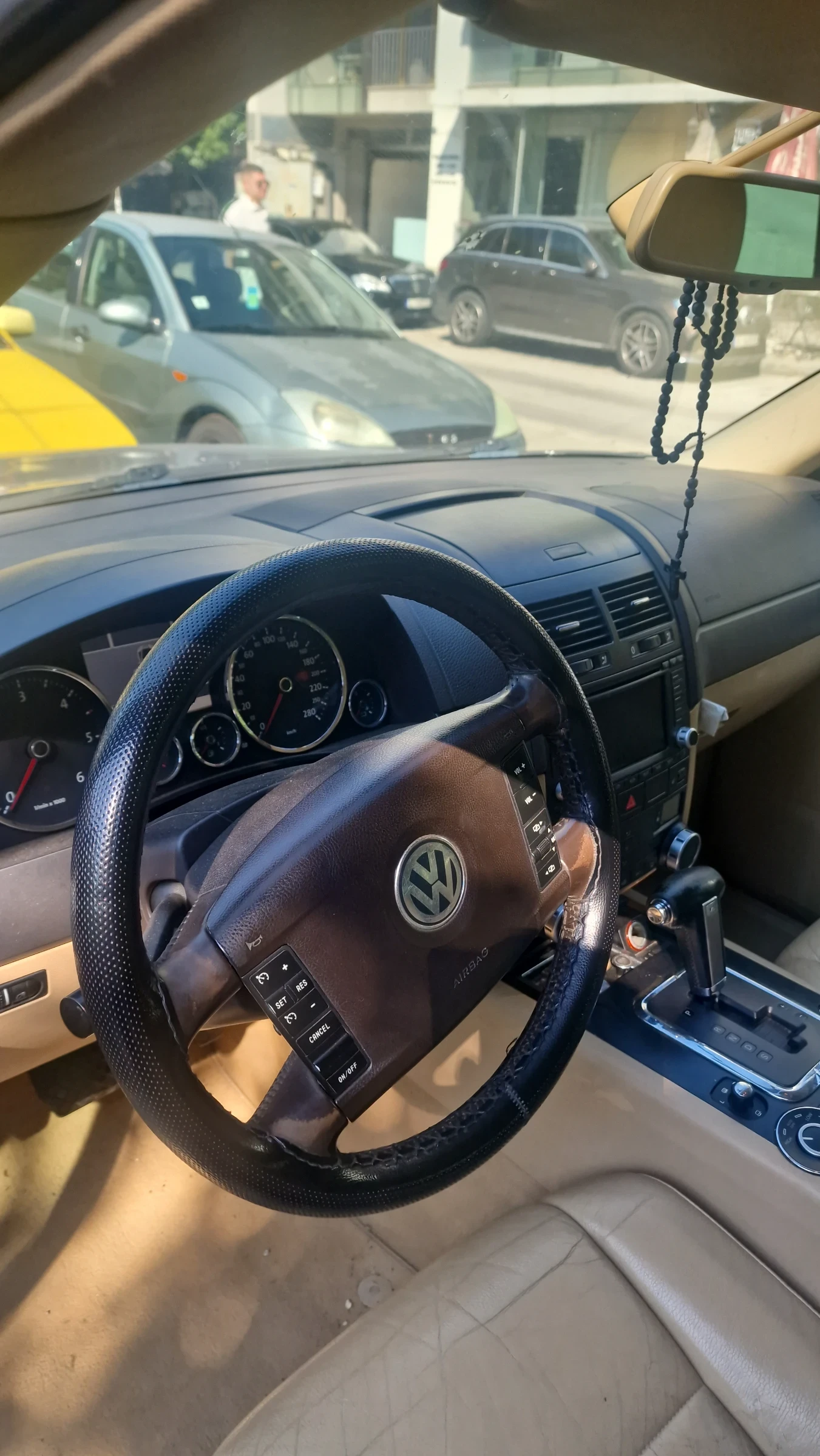 VW Touareg, снимка 9 - Автомобили и джипове - 55503646