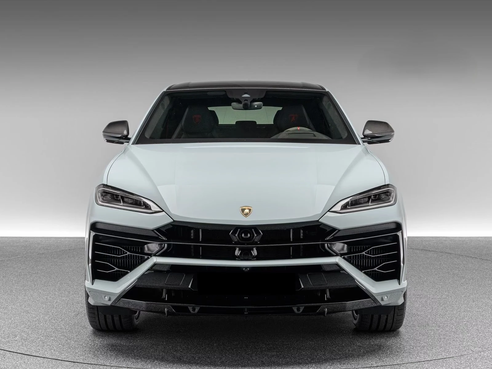Lamborghini Urus SE / FACELIFT / CARBON / CERAMIC / B&O/ AKRAPOVIC/, снимка 2 - Автомобили и джипове - 55747835