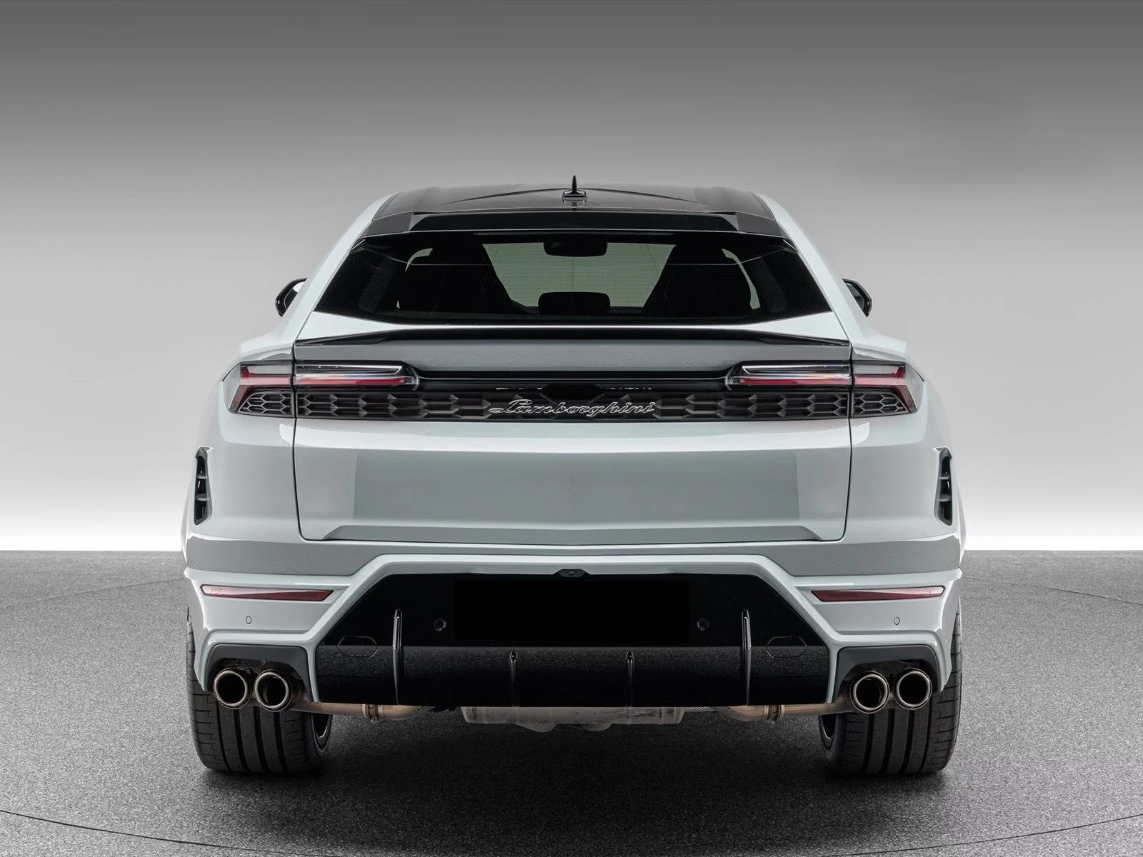 Lamborghini Urus SE / FACELIFT / CARBON / CERAMIC / B&O/ AKRAPOVIC/, снимка 5 - Автомобили и джипове - 55747835
