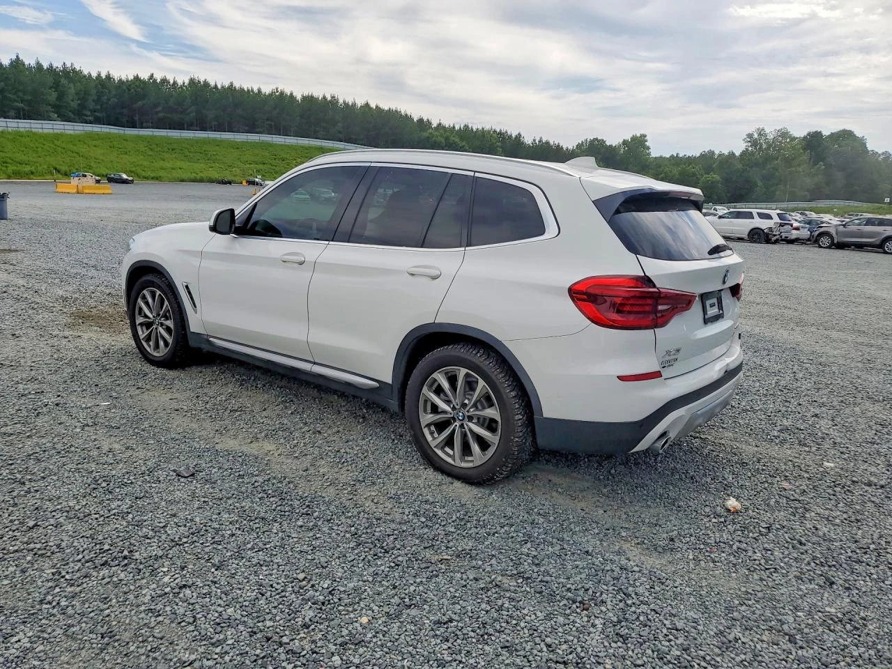 BMW X3, снимка 2 - Автомобили и джипове - 55749041