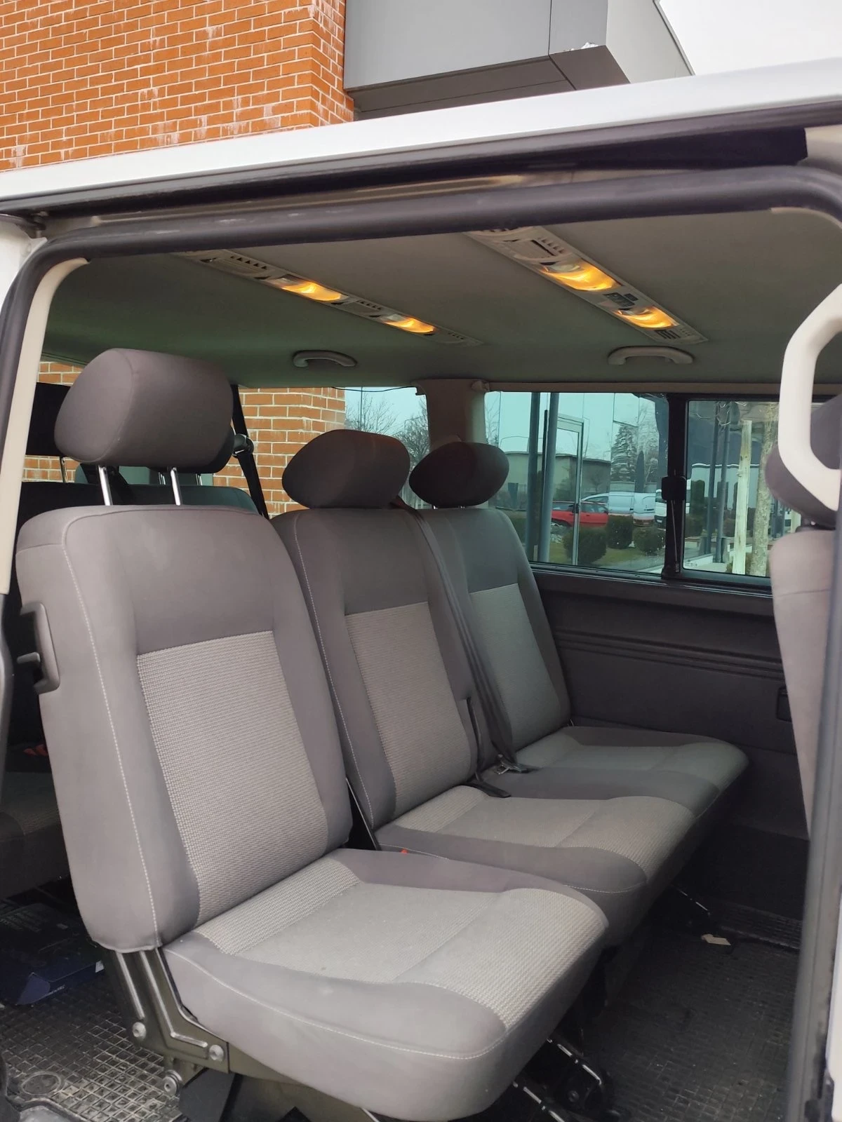 VW Caravelle  - изображение 8