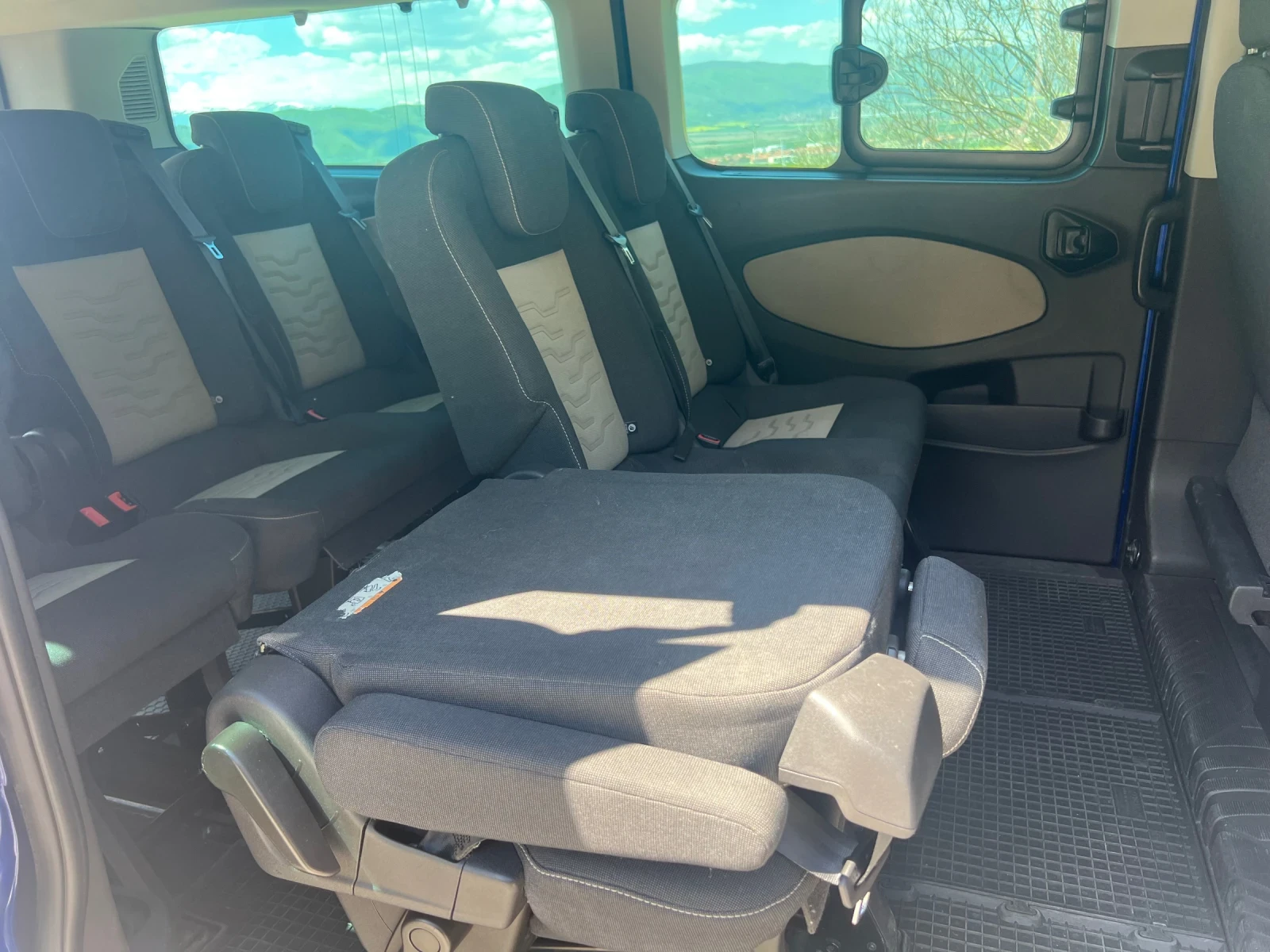 Ford Tourneo Custom Titanium , снимка 5 - Бусове и автобуси - 54431687
