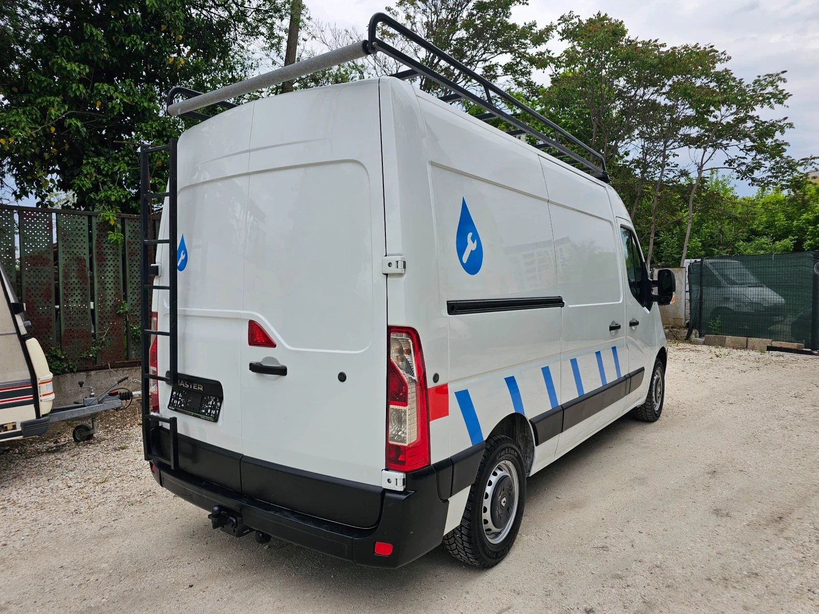 Renault Master 2.3 DCI 125ks, снимка 4 - Бусове и автобуси - 54461732
