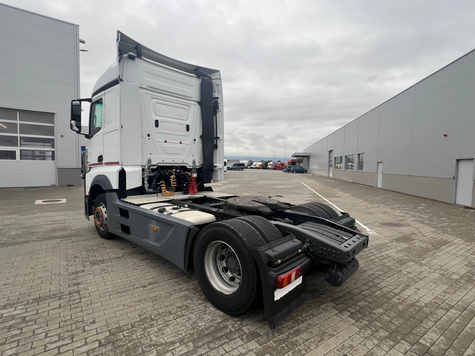 Mercedes-Benz Actros 1843 LS - изображение 7