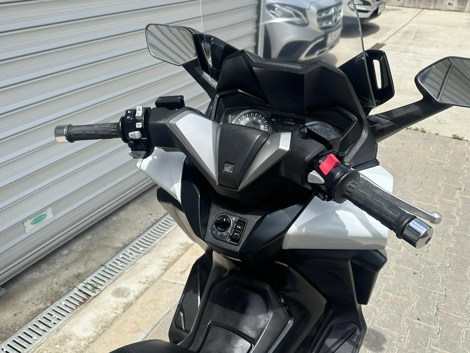 Honda Forza 300i ABS/TCS, снимка 9 - Мотоциклети и мототехника - 54896038