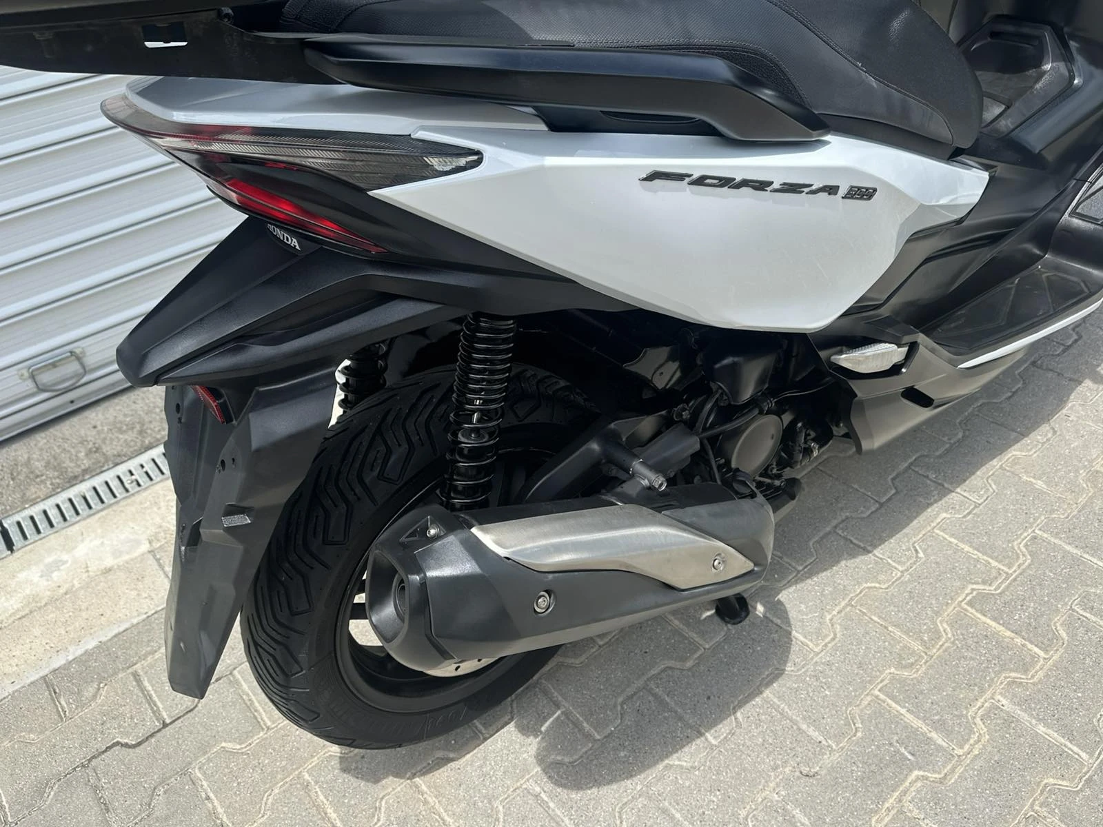 Honda Forza 300i ABS/TCS, снимка 5 - Мотоциклети и мототехника - 54896038