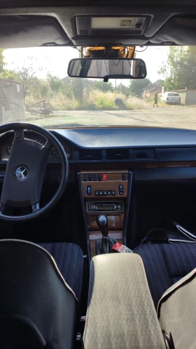 Mercedes-Benz 124 200ТЕ, снимка 6