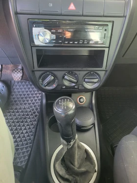 VW Fox Климатик Нов внос Германия , снимка 4
