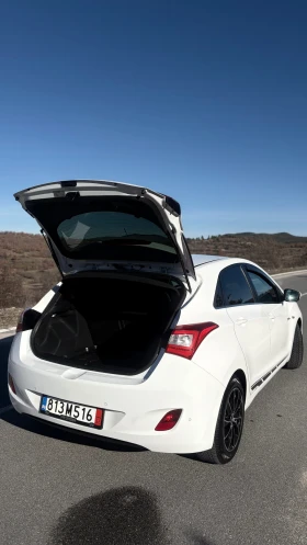 Hyundai I30 1.6 CRDI Автоматик, Нов внос, Евро 6, Отлична - 8300 € / 16233.39 лв. - 99213672 10