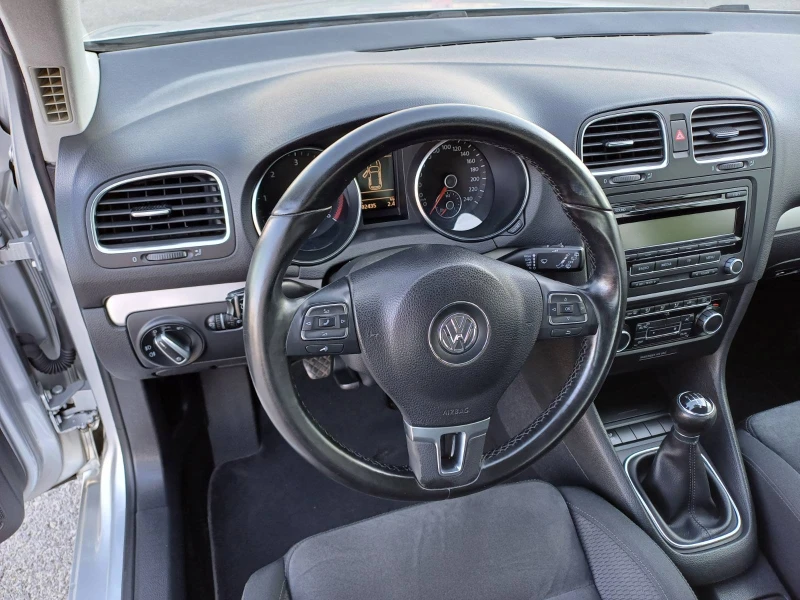 VW Golf 2.0 TDI 140k.s. Highline , снимка 9 - Автомобили и джипове - 47015937