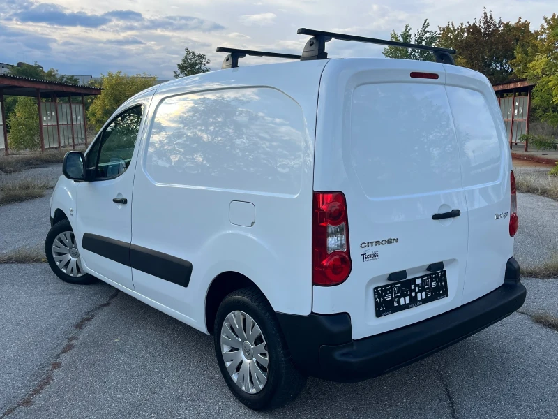 Citroen Berlingo 1.6HDI, снимка 6 - Автомобили и джипове - 47346423