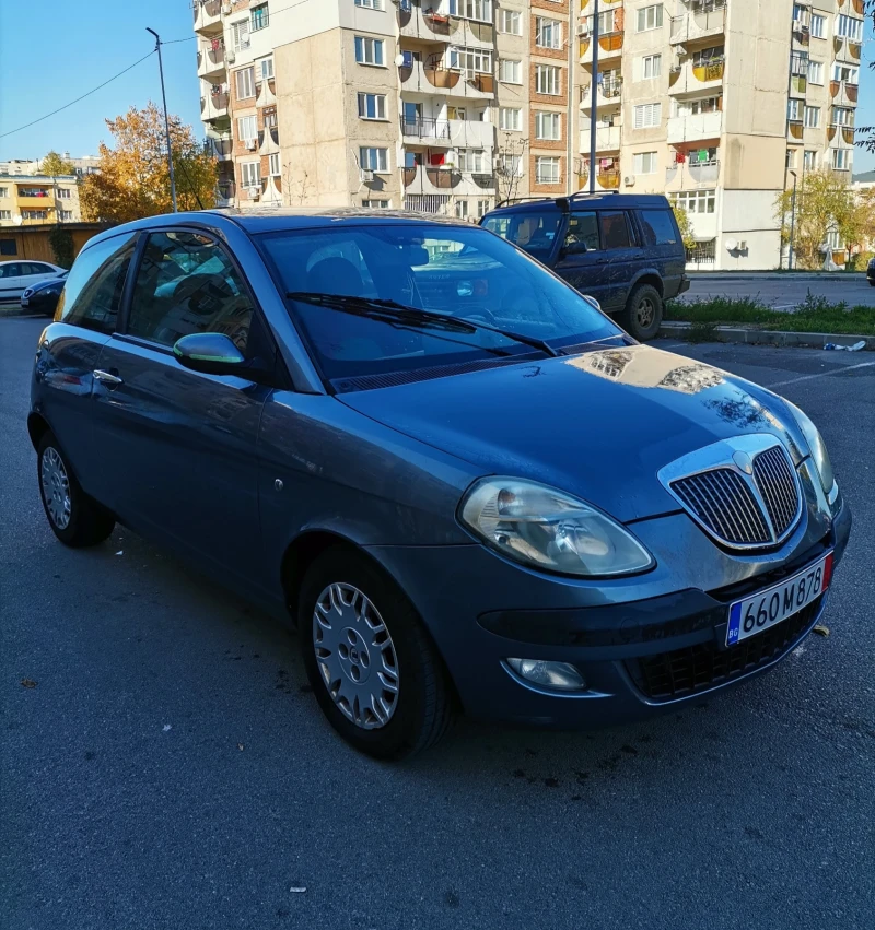 Lancia Ypsilon, снимка 2 - Автомобили и джипове - 49438850