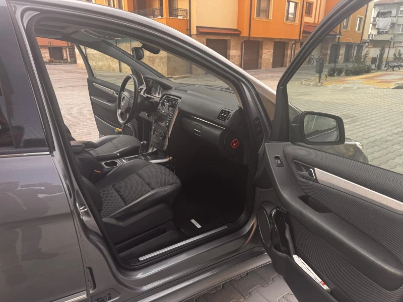 Mercedes-Benz B 170 cng, снимка 5 - Автомобили и джипове - 49493072