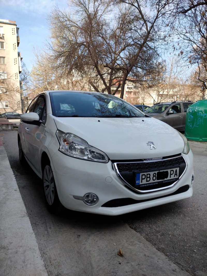 Peugeot 208, снимка 1 - Автомобили и джипове - 49493878