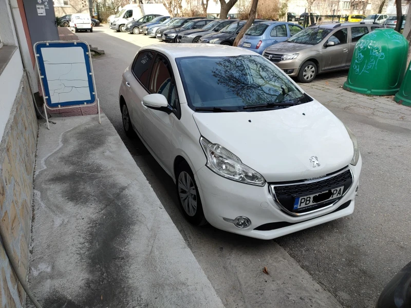 Peugeot 208, снимка 3 - Автомобили и джипове - 49493878