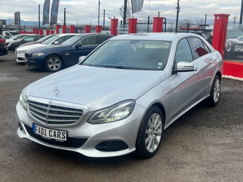 Mercedes-Benz E 220, снимка 4 - Автомобили и джипове - 53112411