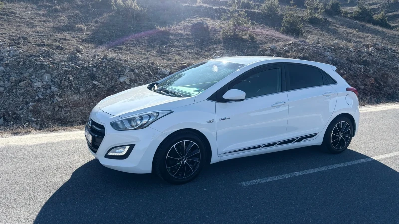 Hyundai I30 1.6 CRDI Автоматик, Нов внос, Евро 6, Отлична, снимка 16 - Автомобили и джипове - 53541152