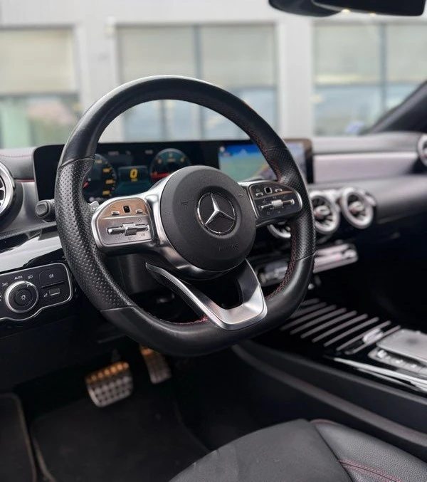 Mercedes-Benz CLA 180 d - изображение 4
