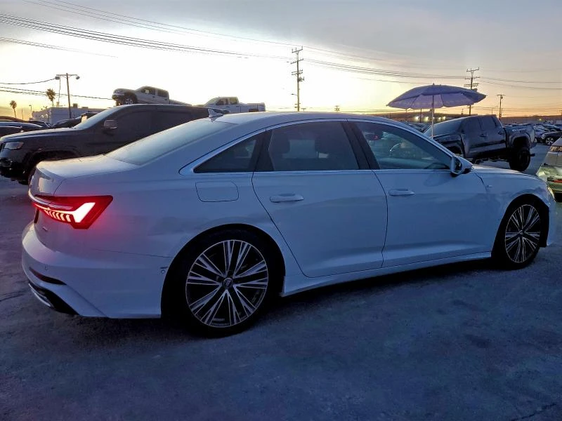 Audi A6 3.0T* MATRIX* ДИГИТАЛНО* ТАБЛО* ОБДУХВАНЕ* МАСАЖ* , снимка 2 - Автомобили и джипове - 53010494