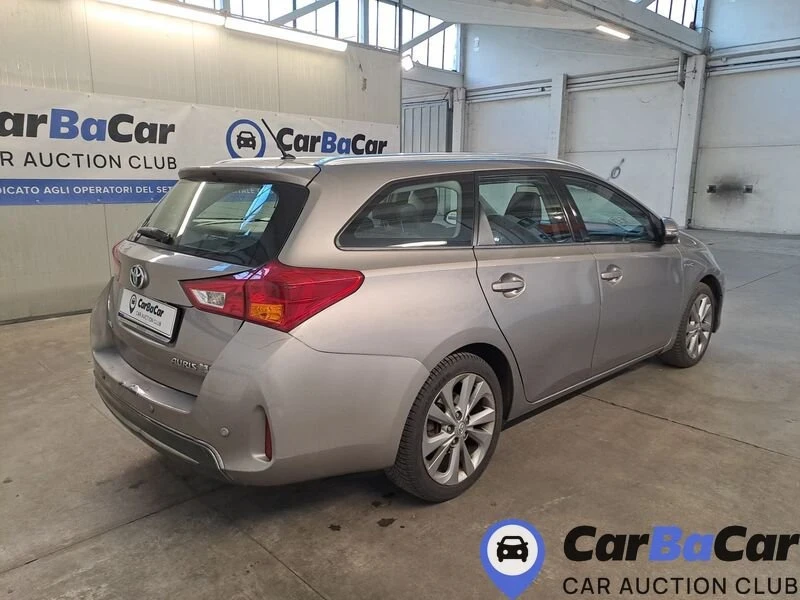 Toyota Auris Очакван внос 1.8 хибрид/бензин, снимка 5 - Автомобили и джипове - 53057506