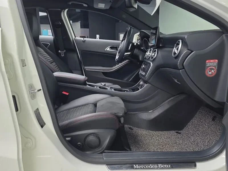 Mercedes-Benz A 200, снимка 11 - Автомобили и джипове - 56687656