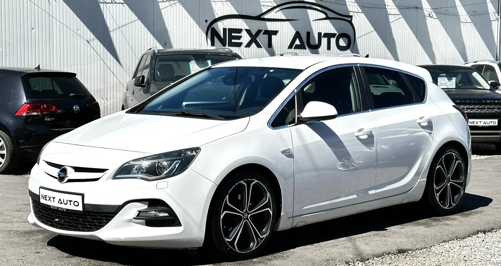 Opel Astra 2.0CDTI 194HP LANE ASSIST BiTURBO EURO5B, снимка 1