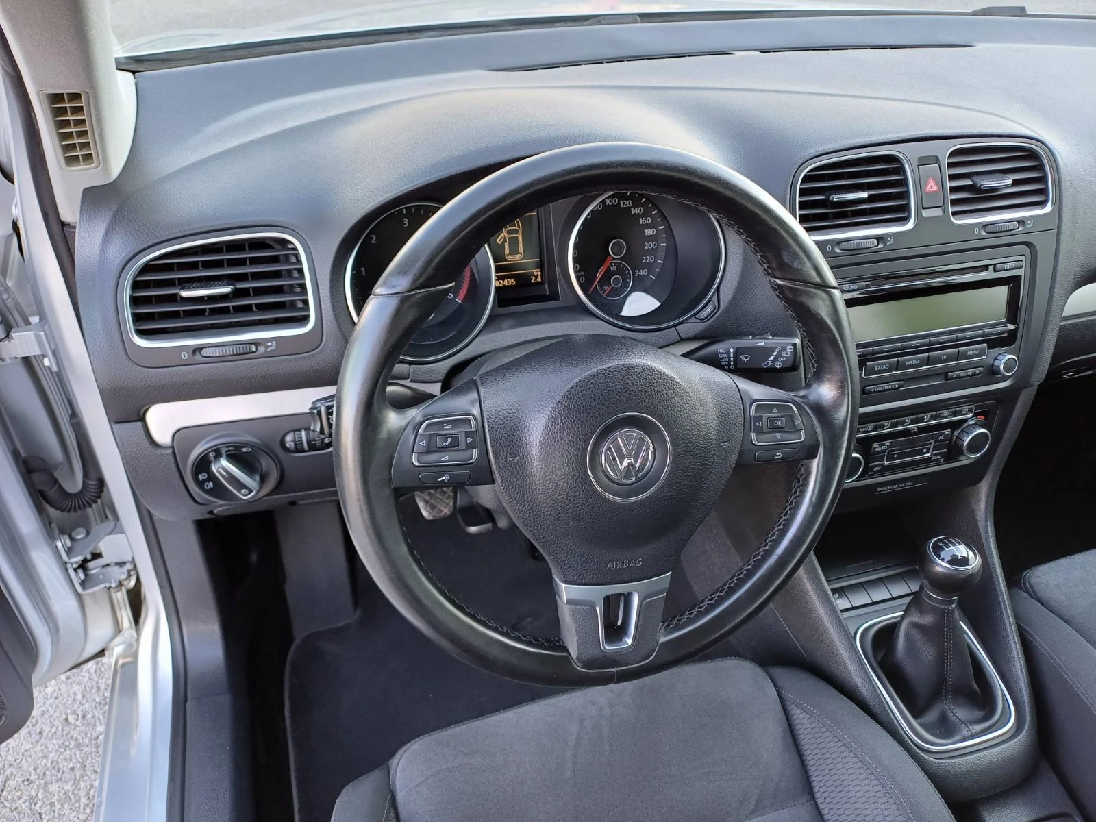 VW Golf 2.0 TDI 140k.s. Highline  - изображение 9