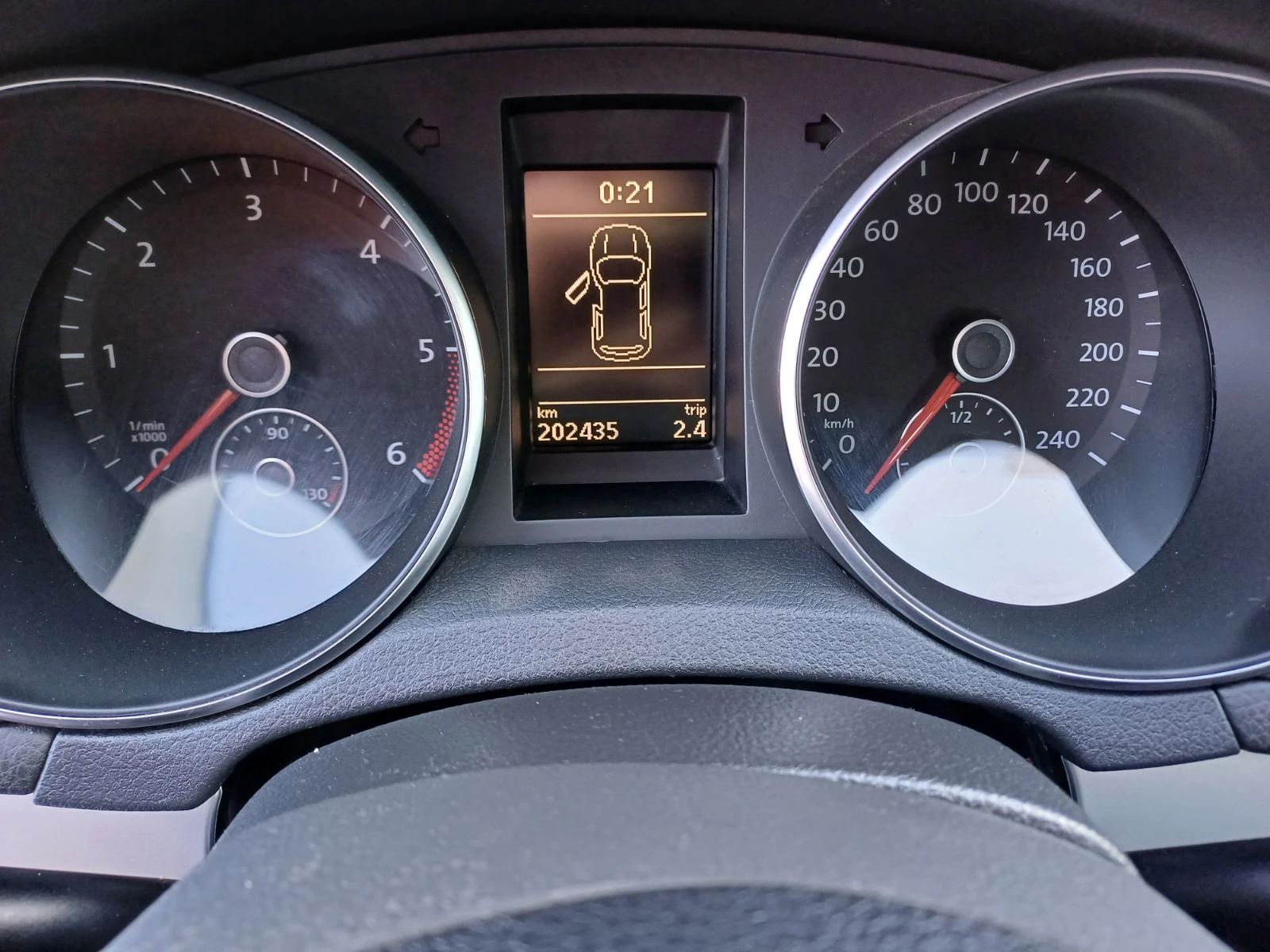 VW Golf 2.0 TDI 140k.s. Highline  | Mobile.bg   16