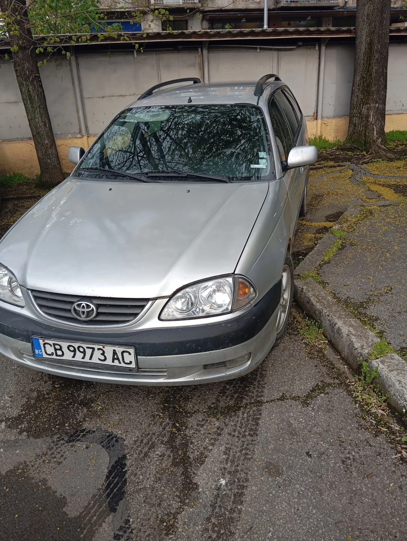 Toyota Avensis Комби  - изображение 2