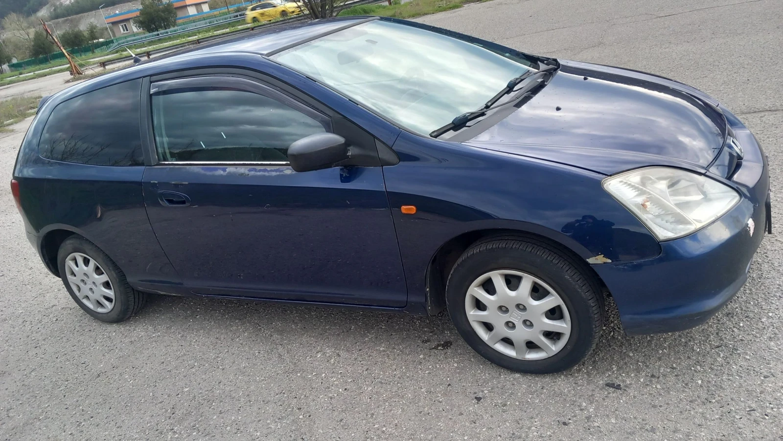 Honda Civic 1.7 - изображение 4