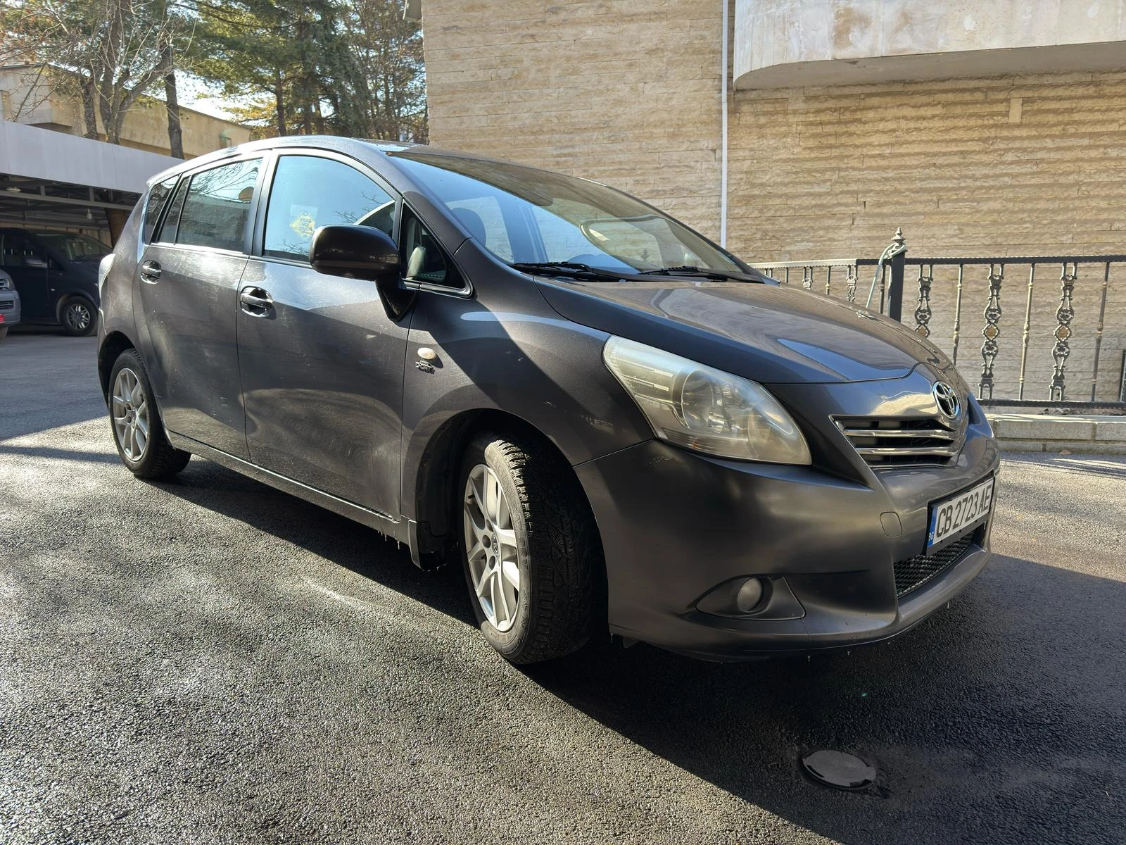Toyota Verso 2.2* Dcat - изображение 3