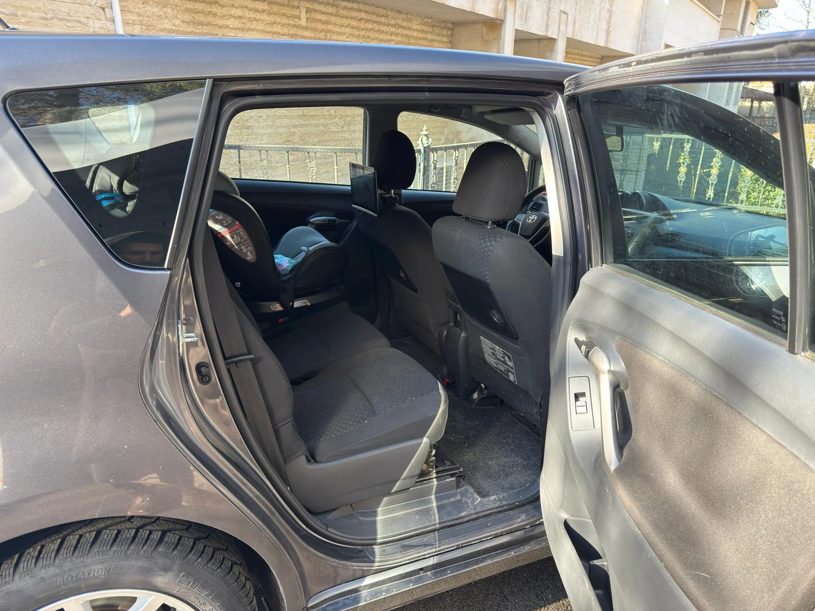 Toyota Verso 2.2* Dcat - изображение 5