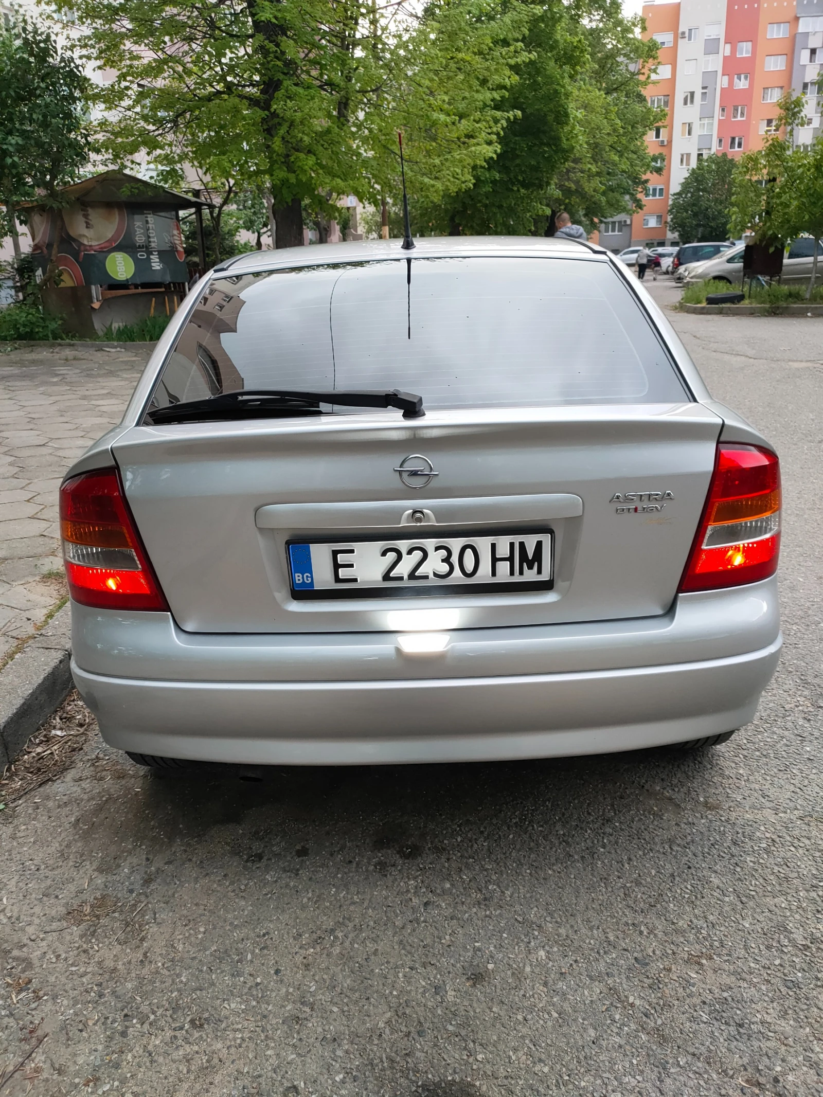 Opel Astra 2.0 DTI - изображение 6