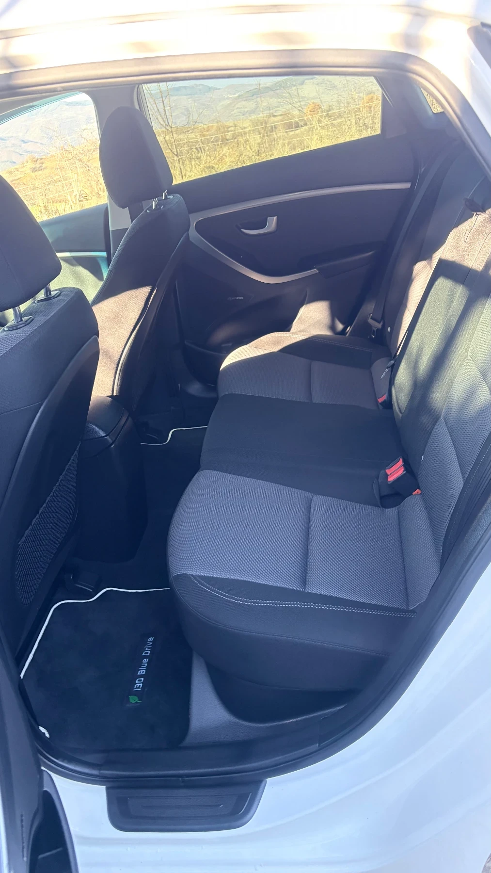 Hyundai I30 1.6 CRDI ���������, ��� ����, ���� 6, ������� | Mobile.bg � ����������� 12