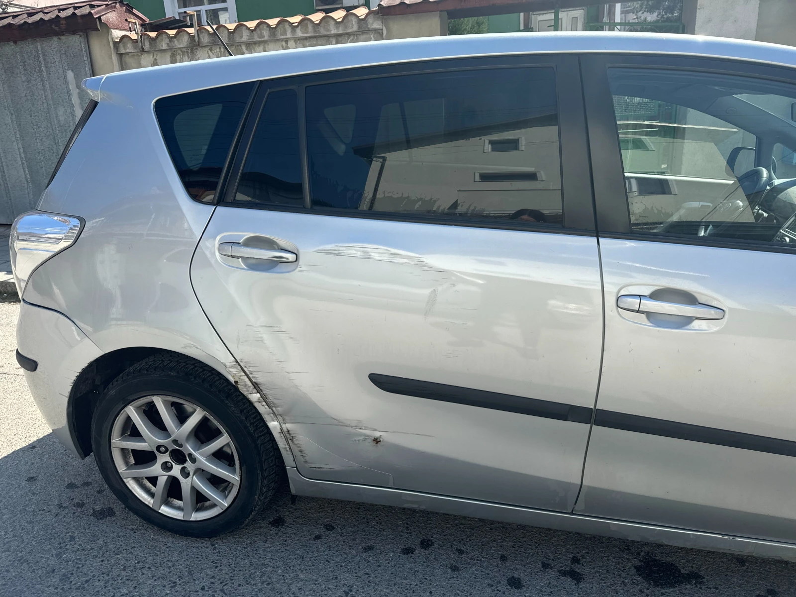 Toyota Verso, снимка 4 - Автомобили и джипове - 53863399