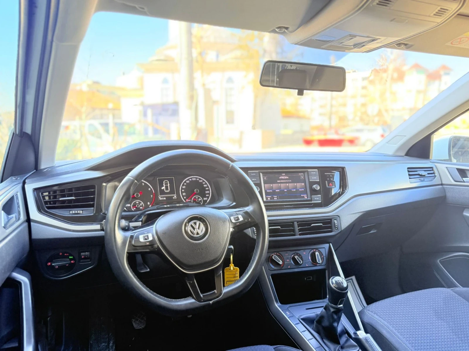 VW Polo, снимка 13 - Автомобили и джипове - 54363266