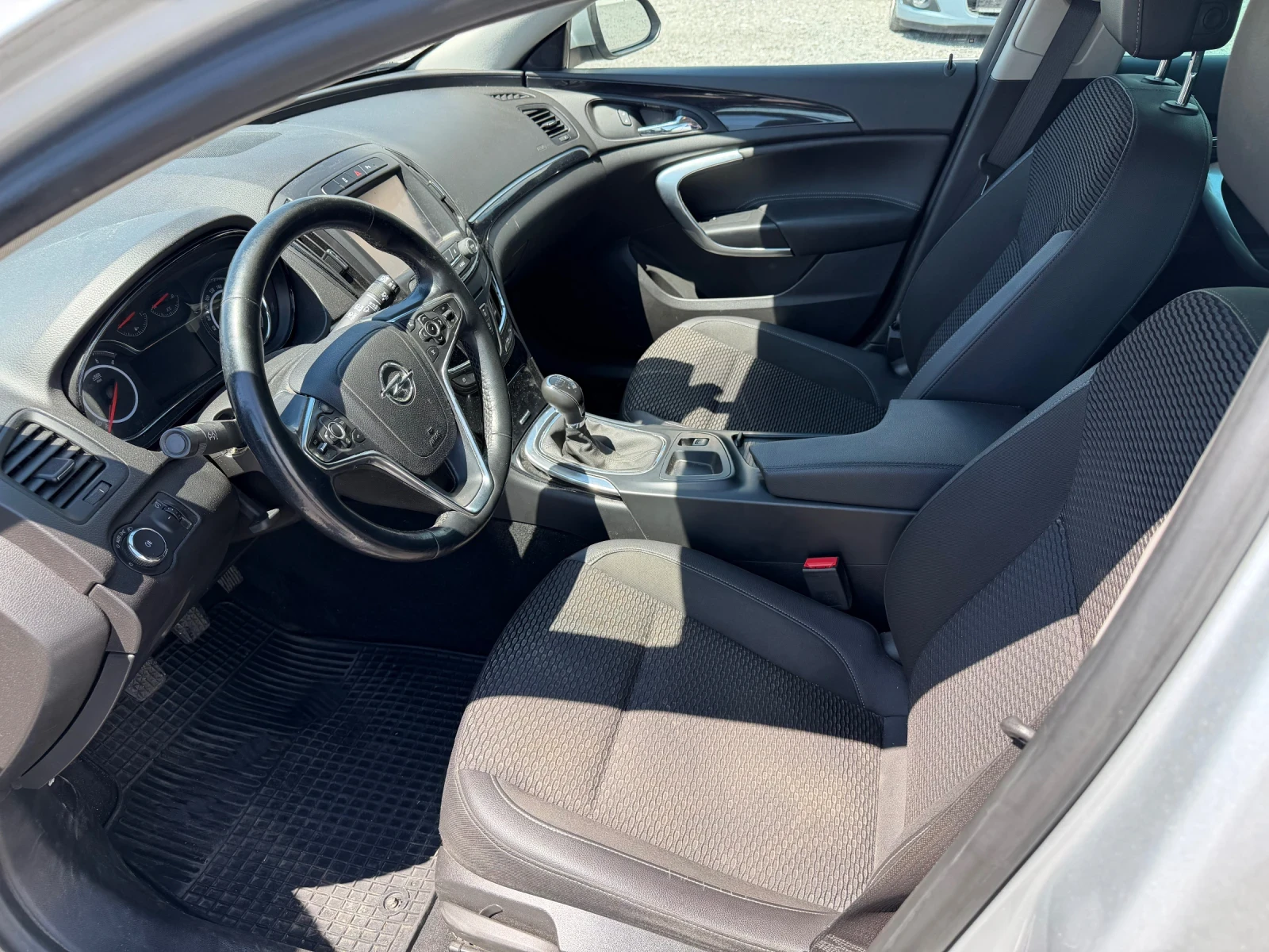 Opel Insignia Cosmo, снимка 9 - Автомобили и джипове - 54564758