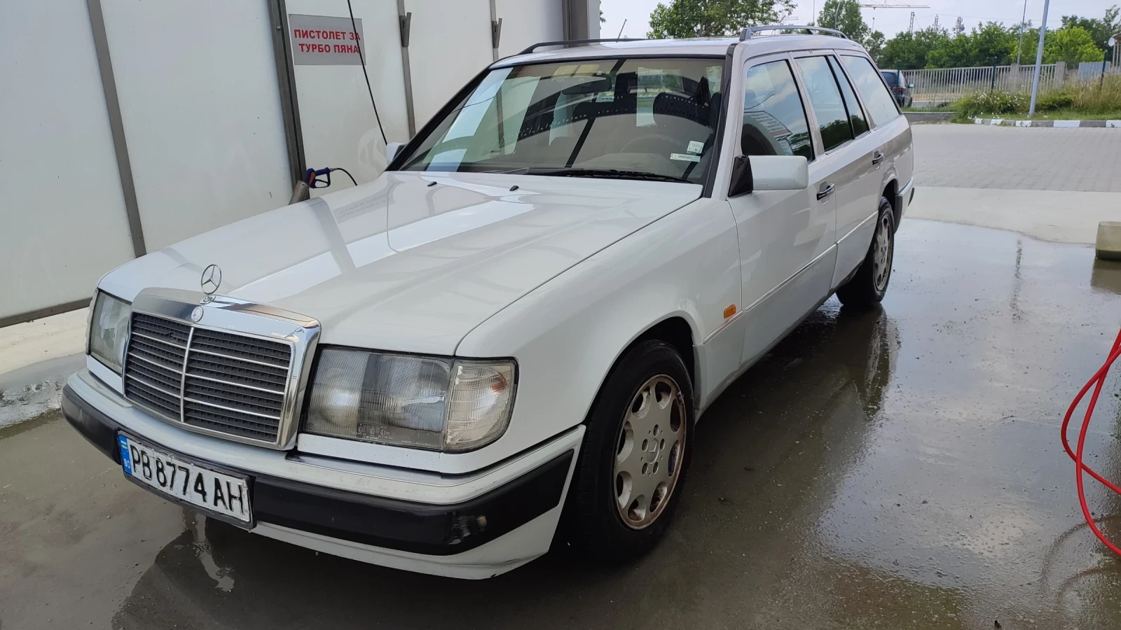 Mercedes-Benz 124 200ТЕ, снимка 2 - Автомобили и джипове - 54767674