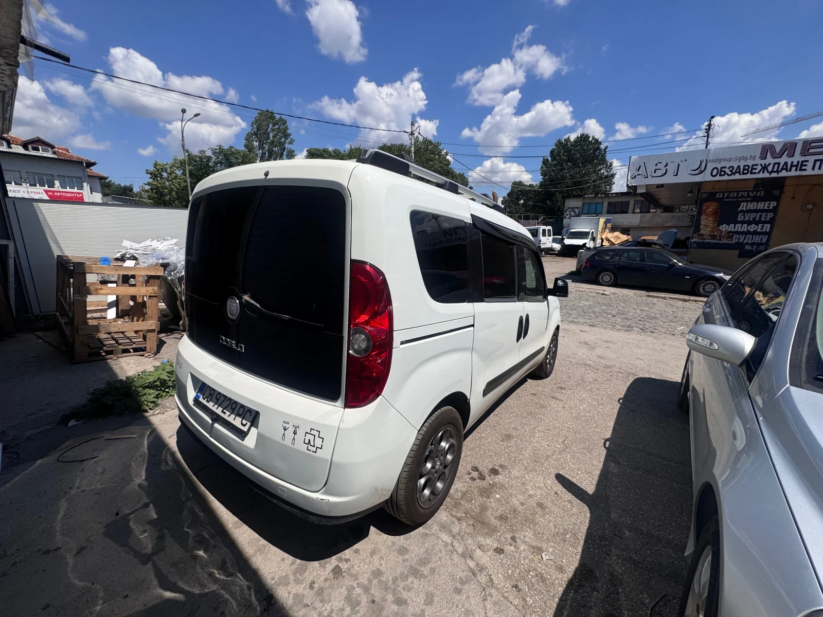 Fiat Doblo 1.4 турбо фабричен метан, снимка 5 - Автомобили и джипове - 55179312