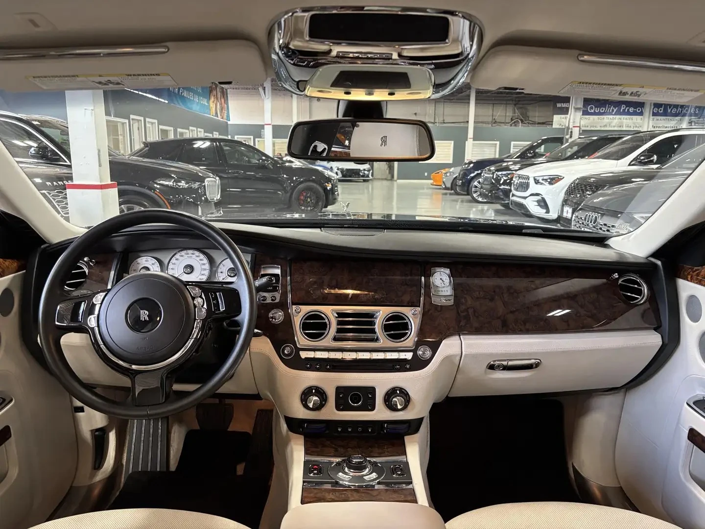 Rolls-Royce Ghost ЦЕНА ДО БЪЛГАРИЯ РЕГИСТРАЦИЯ & АВТОКРЕДИТ, снимка 6 - Автомобили и джипове - 55416119