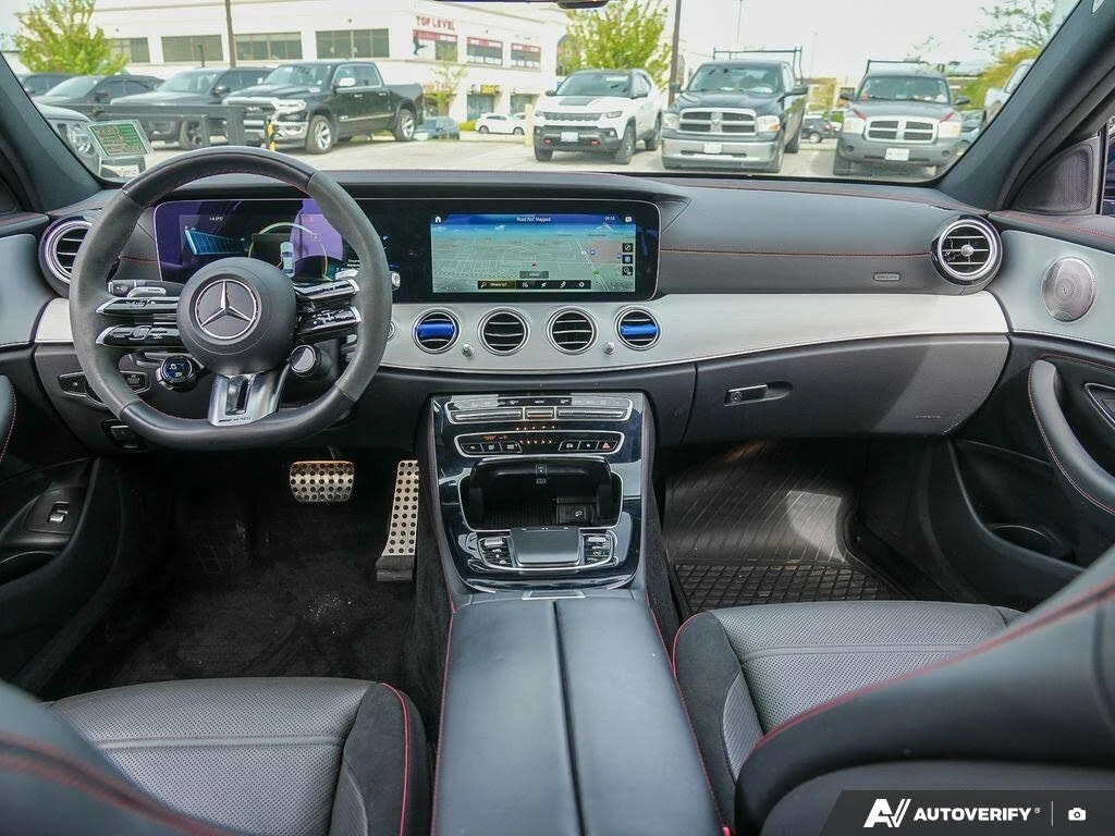 Mercedes-Benz E 53 AMG * 4MATIC PLUS *  AвтоКредит * (ЦЕНА ДО БГ), снимка 9 - Автомобили и джипове - 55503385