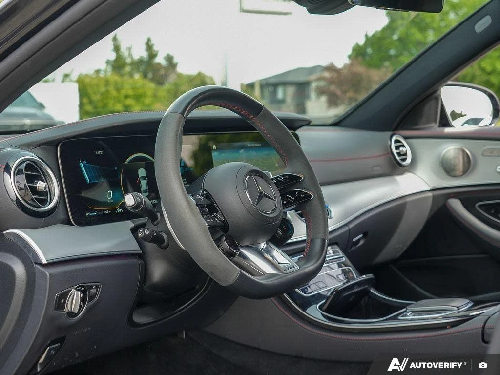 Mercedes-Benz E 53 AMG * 4MATIC PLUS *  AвтоКредит * (ЦЕНА ДО БГ), снимка 12 - Автомобили и джипове - 55503385