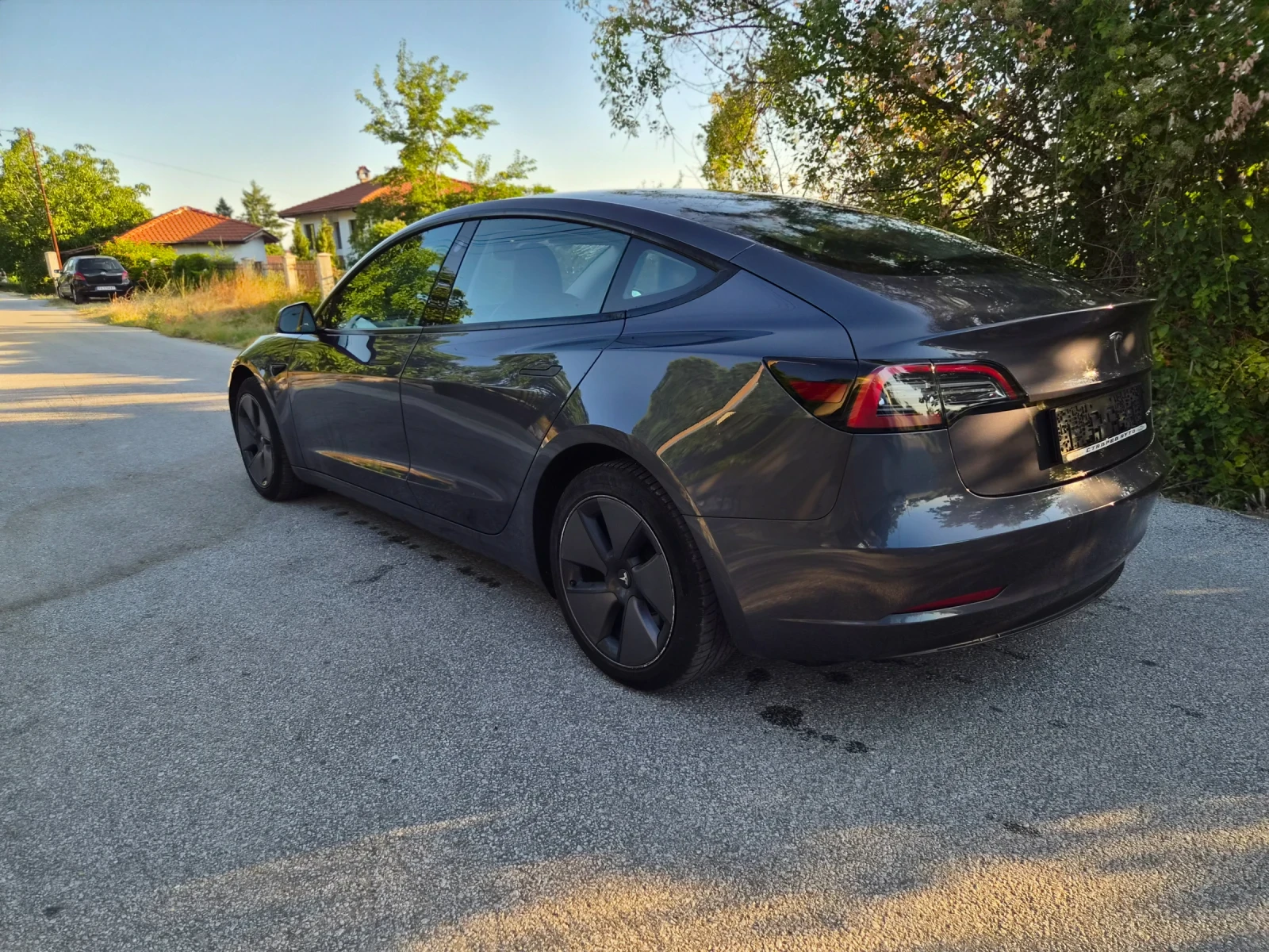 Tesla Model 3 Long Range/Dual Motor/6.22г., снимка 5 - Автомобили и джипове - 55509903