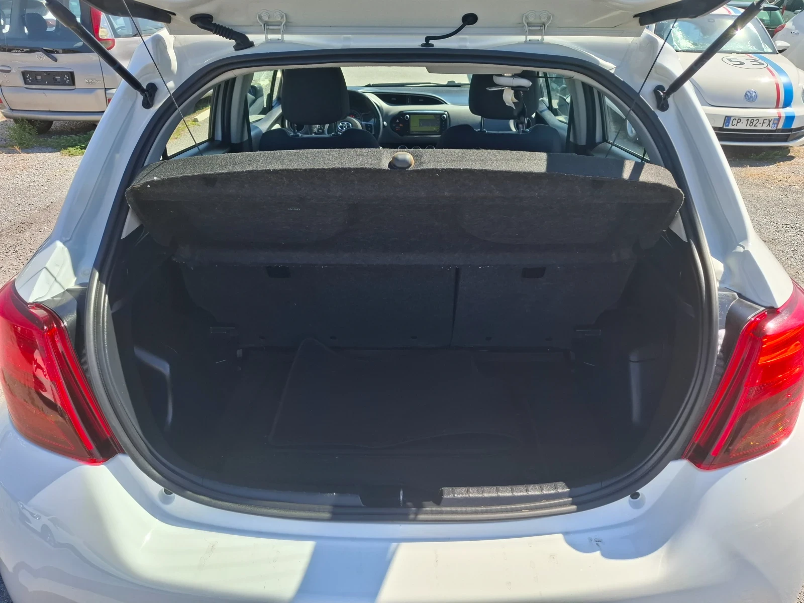 Toyota Yaris 1, 4D4D-Navi+ Kamera-Euro 5, снимка 12 - Автомобили и джипове - 55523830