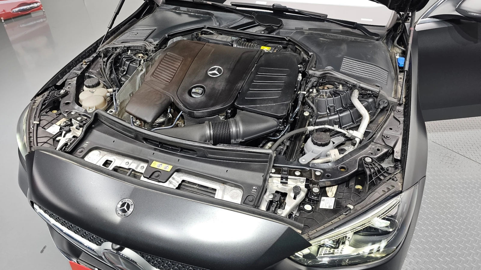 Mercedes-Benz C 300 AMG Line, снимка 6 - Автомобили и джипове - 55528590